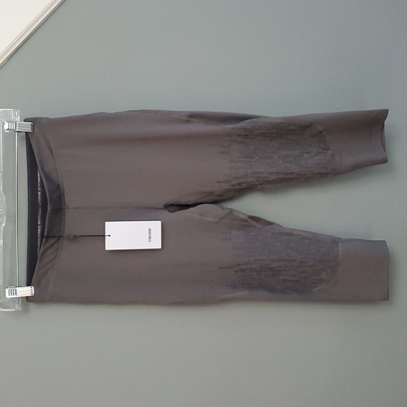 GYMSHARK combat cropped leggings (sz S) - Picture 1 of 6